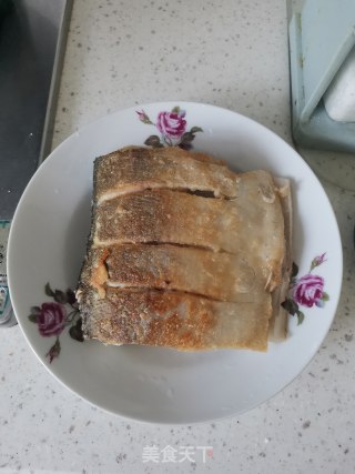 喷鼻辣鱼段的做法步调：5