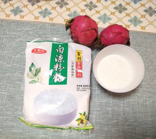水龙果凉粉的做法步调：1