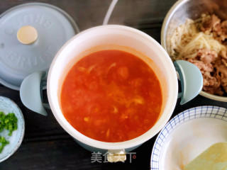 浓汤番茄肥牛卷的做法步调：5