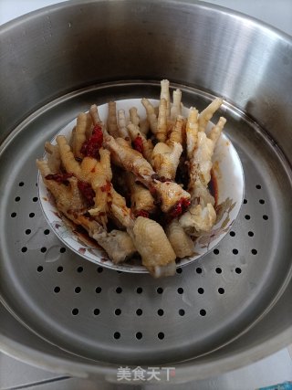 皋比鸡爪的做法步调：7