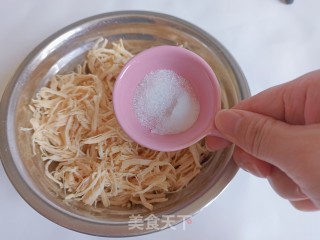 低脂整食鸡胸肉干丝的做法步调：4