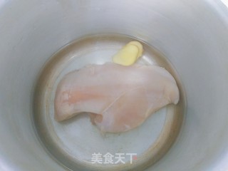 低脂整食鸡胸肉干丝的做法步调：1