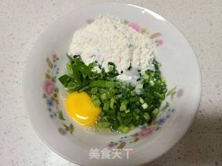 明月草小葱鸡蛋煎饼的做法步调：3