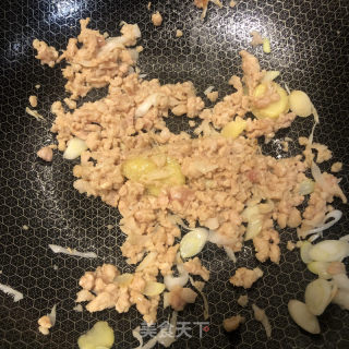 肉终炒里的做法步调：7