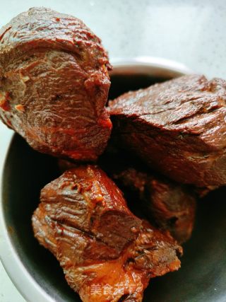 牛肉米粉的做法步调：1