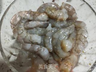 虾仁炒黄瓜的做法步调：2