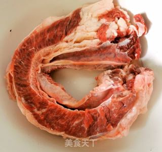 沙锅炖牛肉的做法步调：1
