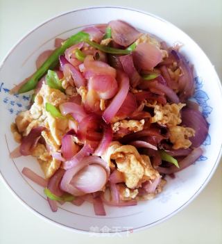 洋葱炒蛋的做法步调：8