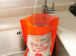 孜然炸鸡块的做法步调：1