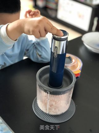 脚捕鱼丸的做法步调：4