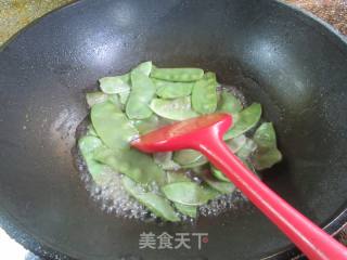 鸡胸肉炒藊豆的做法步调：8