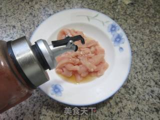 鸡胸肉炒藊豆的做法步调：2