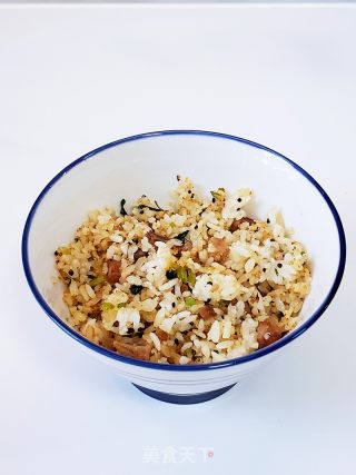 吃没有厌的腊肠炒米饭的做法步调：7