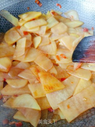 喷鼻辣土豆片的做法步调：14
