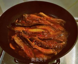 酱焖泥鳅的做法步调：11