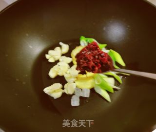 酱焖泥鳅的做法步调：4