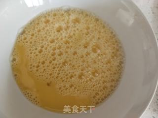 西白柿炒鸡蛋的做法步调：2