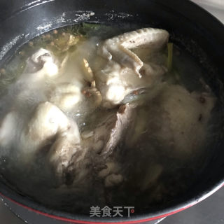 凉拌脚撕鸡的做法步调：8