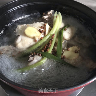 凉拌脚撕鸡的做法步调：5