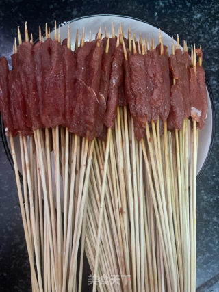豆花牛肉的做法步调：1
