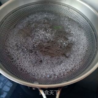煮肉拌人参苗的做法步调：1