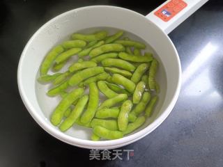 醪糟毛豆的做法步调：4