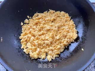 槐花鸡蛋包的做法步调：5