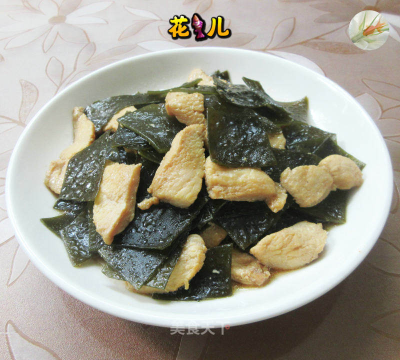 鸡胸肉炒海带的做法