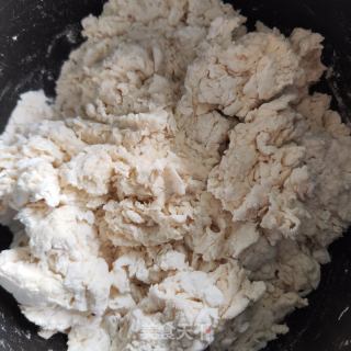 韭菜盒子的做法步调：2