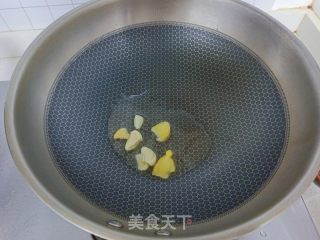 油焖年夜虾的做法步调：2