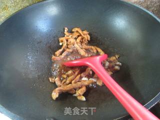鸡胸肉炒茄子的做法步调：11