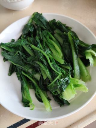 麻酱拌油麦菜的做法步调：3