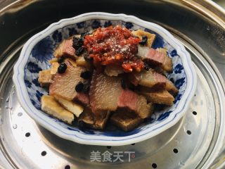 腊肉蒸豆腐干的做法步调：9