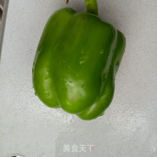 老干妈炒猪血的做法步调：1