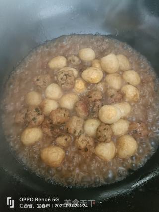 肉丸烧鹌鹑蛋的做法步调：7