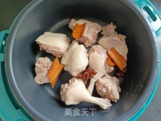没有减一滴火的酱焖鸭腿的做法步调：9