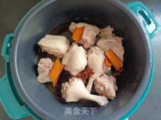 没有减一滴火的酱焖鸭腿的做法步调：10