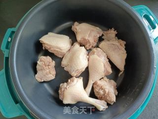 没有减一滴火的酱焖鸭腿的做法步调：8