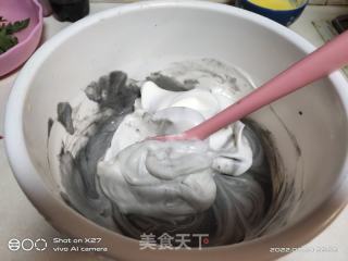 竹冰蛋糕卷的做法步调：7