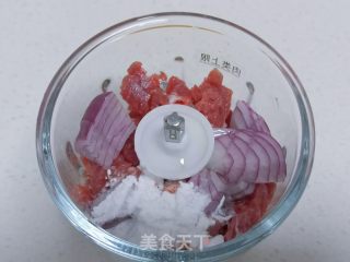 喷鼻煎牛肉条的做法步调：2