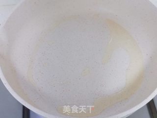 喷鼻煎牛肉条的做法步调：6
