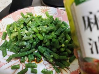 麻油拌豇豆的做法步调：4
