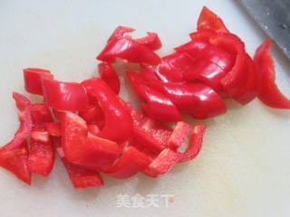 白椒家山笋陈素鸡的做法步调：3