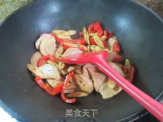 白椒家山笋陈素鸡的做法步调：9