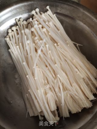 金针菇麻酱拌里的做法步调：3