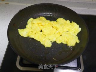 韭苔炒鸡蛋的做法步调：3