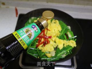 韭苔炒鸡蛋的做法步调：6