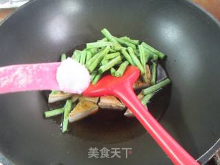 臭豆腐烧四时豆的做法步调：6