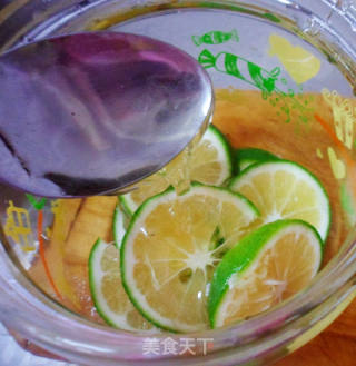 蜂蜜青柠茶的做法步调：4