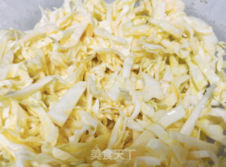 加脂餐～鸡蛋包菜饼的做法步调：4